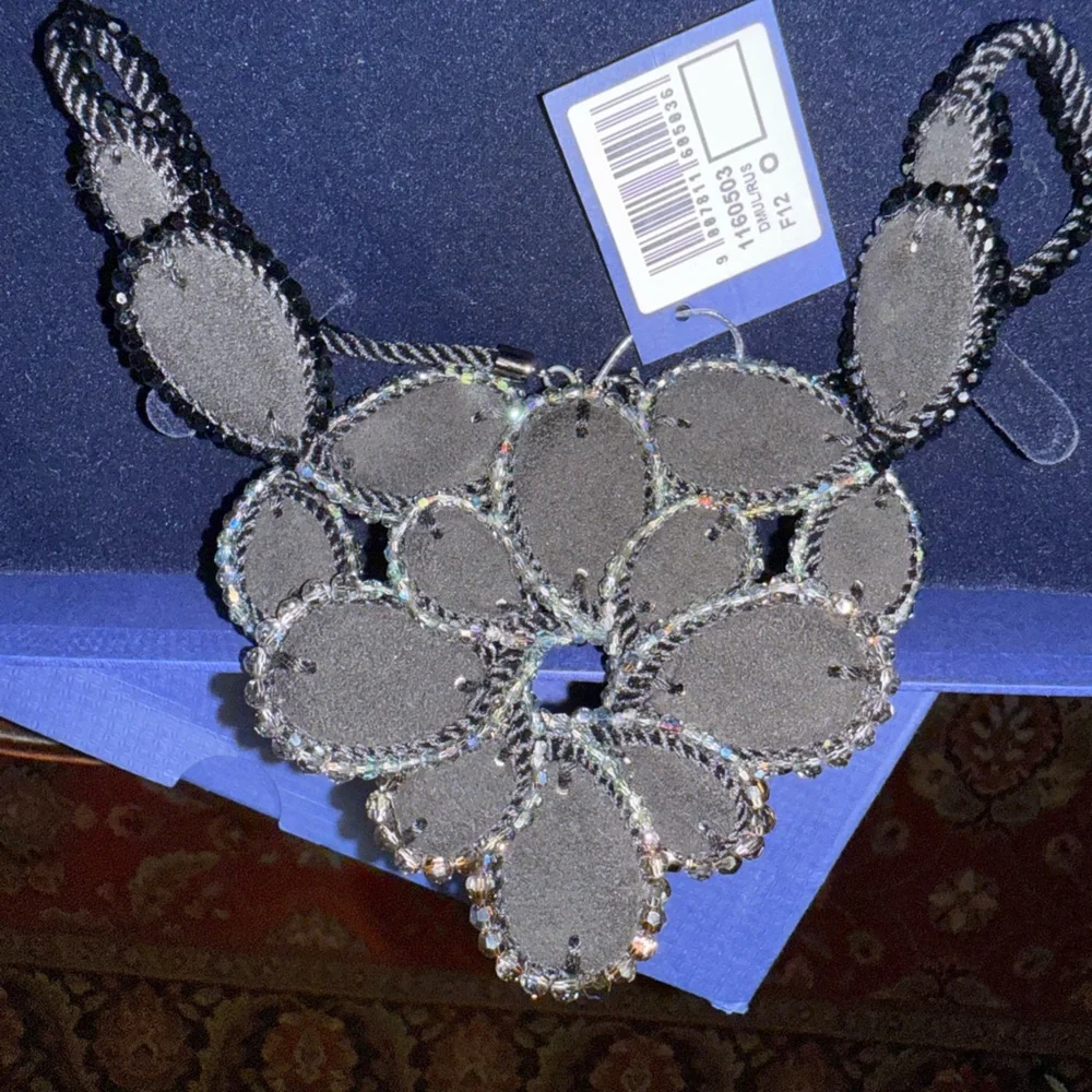 Swarovski Seductive Necklace - Picture 5 of 5